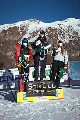 podio_F_Slalom_FIS-NJR_Trofeo Figenpa_Limone_23_01_2022
