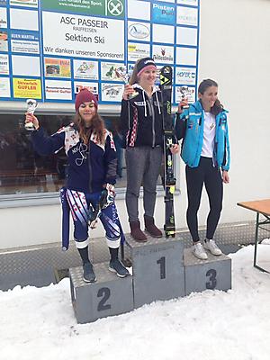 podio_Aspiranti_F_Slalom_FIS-NJR_Pfelders_19_11_2016