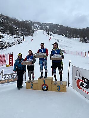 3_podio_F_Slalom_FIS-NJR_Valgrisenche_28_02_2023