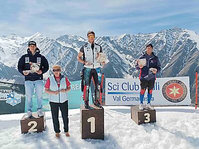 4_podio_M_Slalom_FIS_Tr. Sergio Sanmartino_gara_1_Prali_13_04_2024