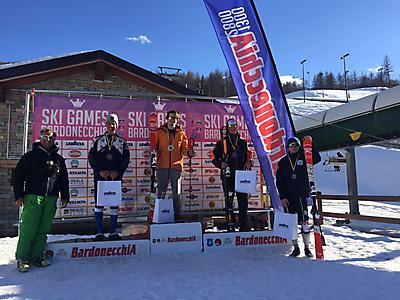 podio_M_Slalom_FIS-NJR_Bardonecchia_16_02_2017