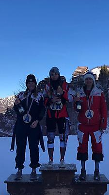 podio_Aspiranti_Slalom FIS-NJR_F_Tr. Capetta_Artesina_28_01_2018