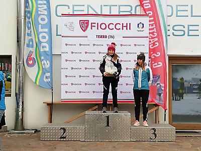 podio_Jun-Sen F_Inseg. Cp. Italia_Tesero_25_02_2018