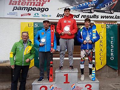 podio_M_Slalom_FIS_Pampeago_16_04_2019
