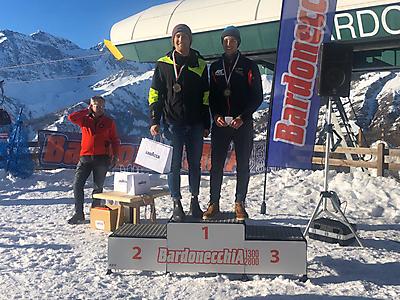 podio_M_Slalom_FIS Cittadini_Bardonecchia_30_12_2019_1
